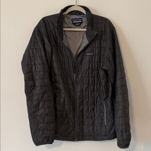 Patagonia Men's Quilted Black Puffer Jacket XL